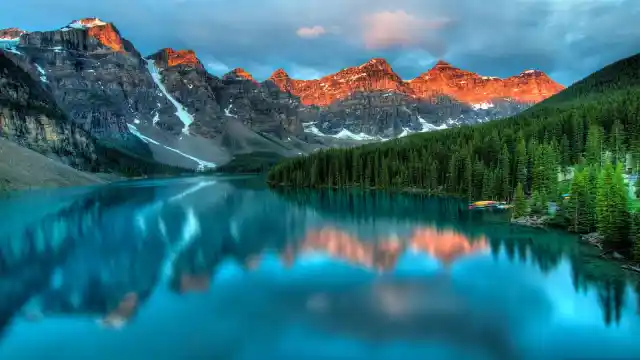 Top 15 Best Places to Visit in Canada - Beaches and Mountains